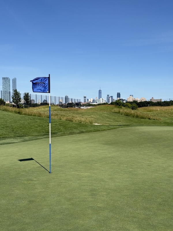 Round photo